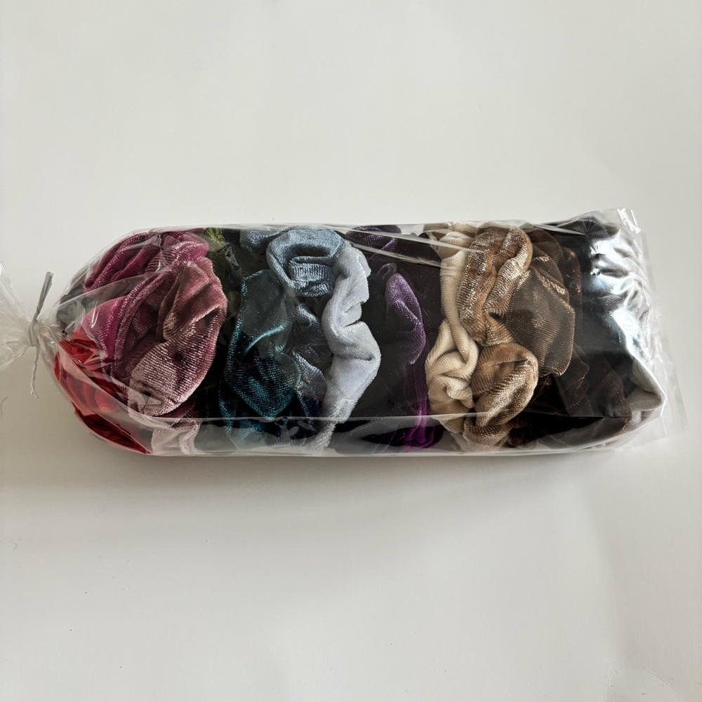 20 pack velvet scrunchies - Picture 2 of 2